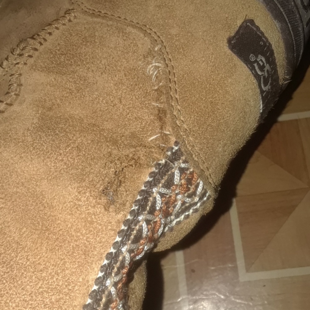 Ugg bundle - Picture 4 of 8